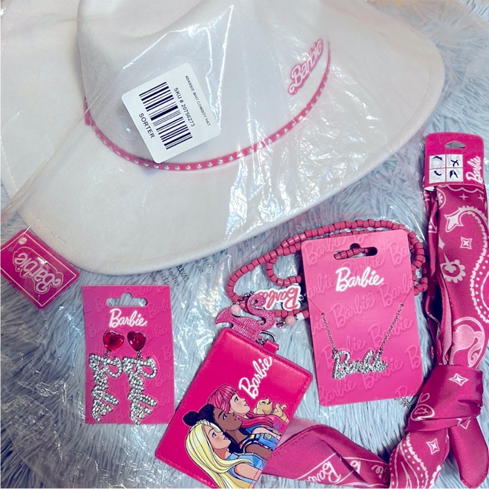 Barbie Hat + Accessories